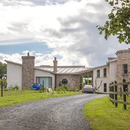 Rathescar Grove Bed & Breakfast 3*