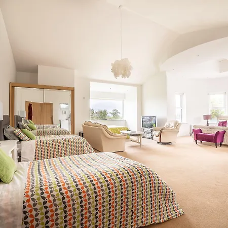 Rathescar Grove Bed & Breakfast 3*